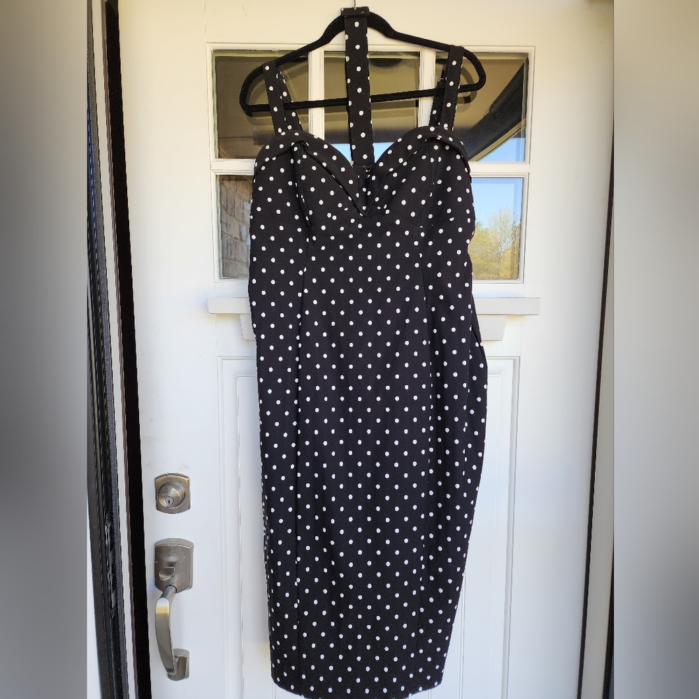 Black with white polka dot Vixen Maneater Wiggle